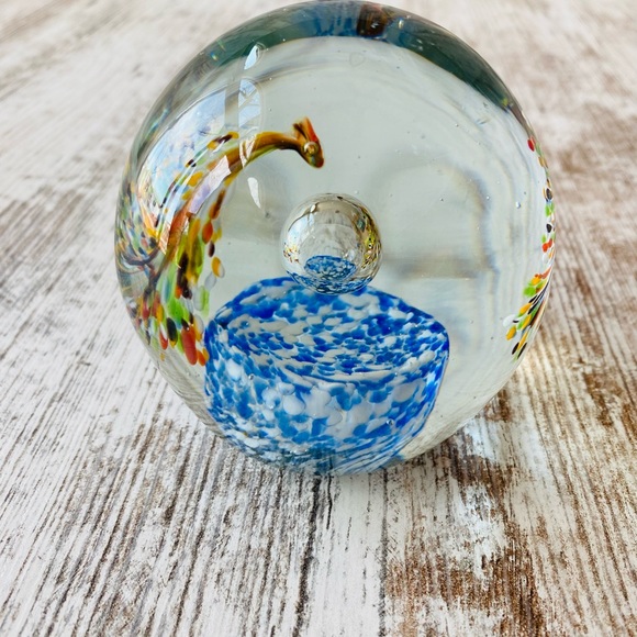 Art glass ball - Picture 3 of 6